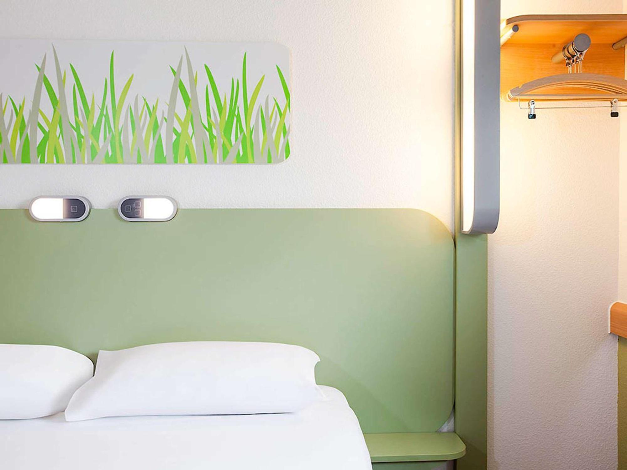 Ibis Budget Beaconsfield Eksteriør billede