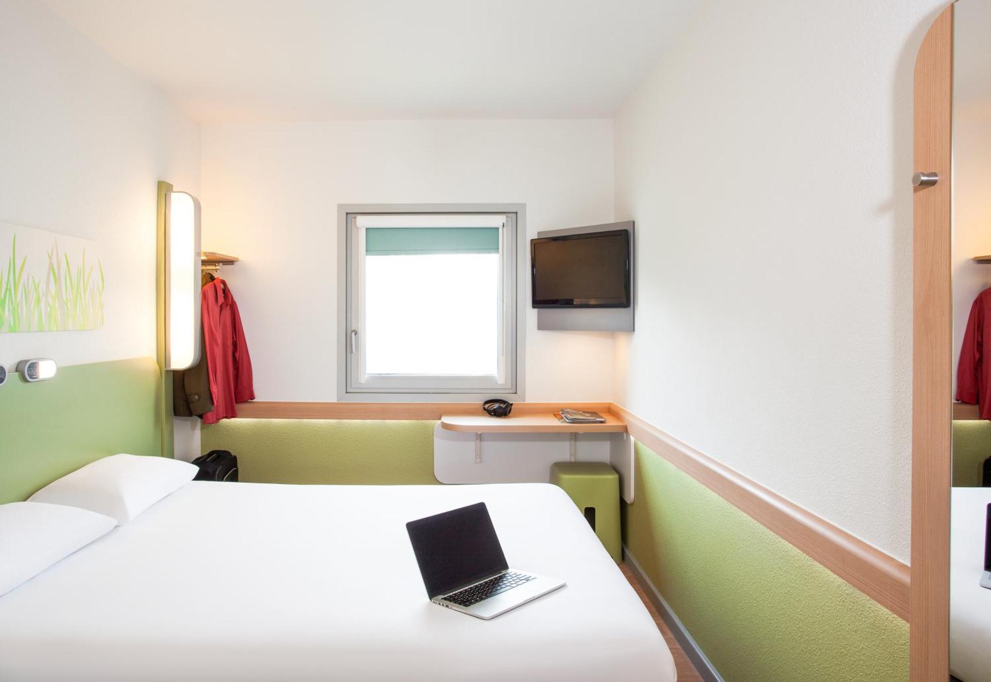 Ibis Budget Beaconsfield Eksteriør billede