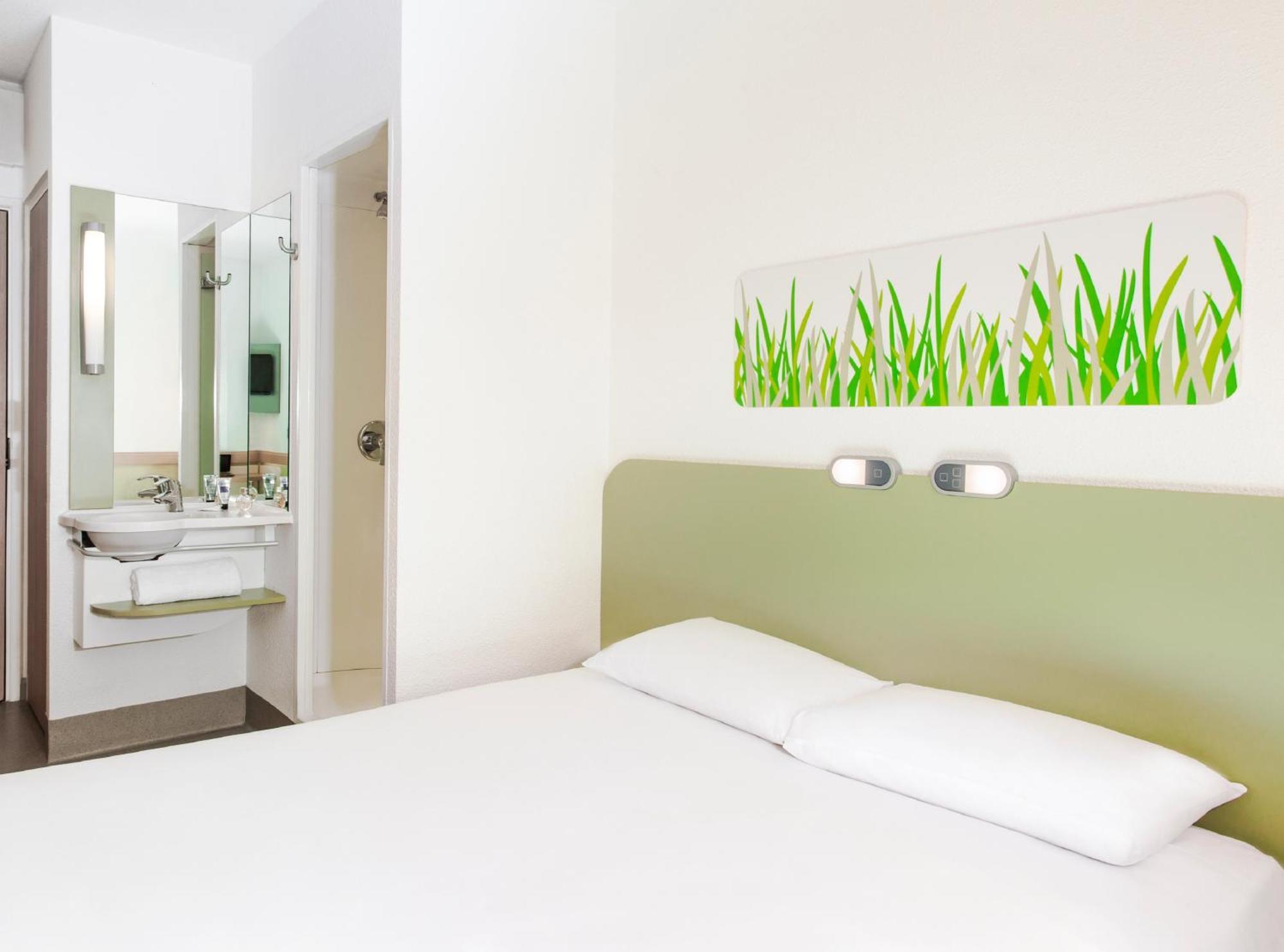 Ibis Budget Beaconsfield Eksteriør billede